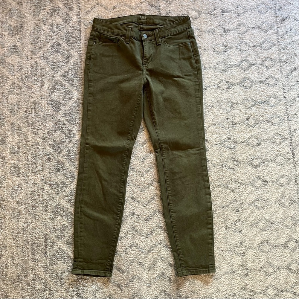 A.n.a. Women’s Olive Green Jeans